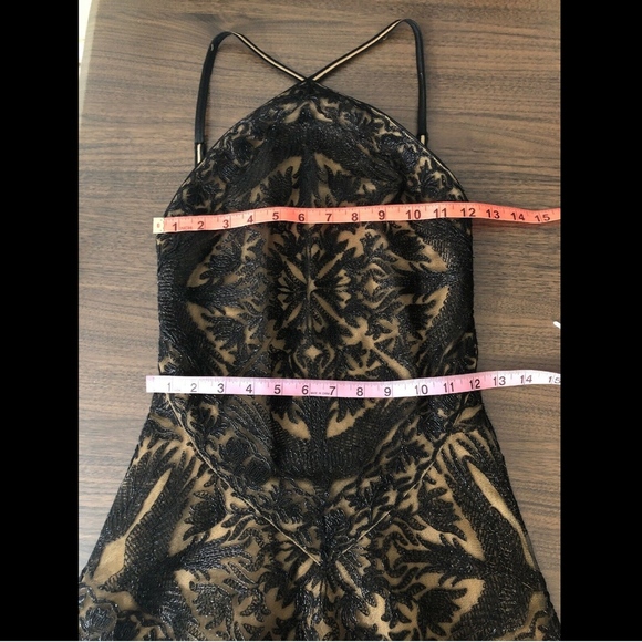 NEW Tadashi Shoji Enola Embroidered‎ Tulle Gown - Picture 7 of 8